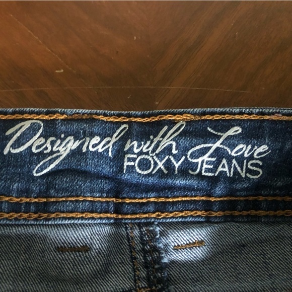 3/$30 - FOXY JEANS denim distressed look shorts - Picture 5 of 5